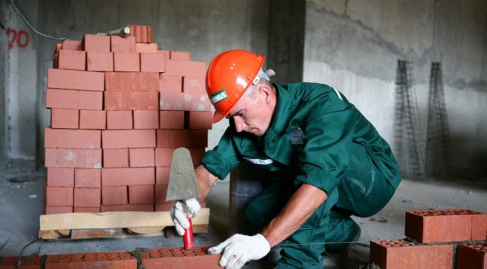 Преимущества применения рабочего кирпича