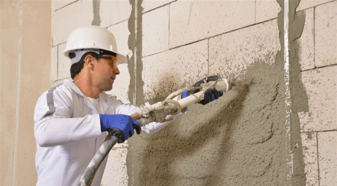 Преимущества механизированной штукатурки