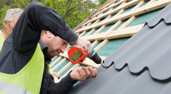 Металлочерепица-практичное решение в выборе кровли