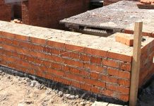 Строительство дома из кирпича своими руками