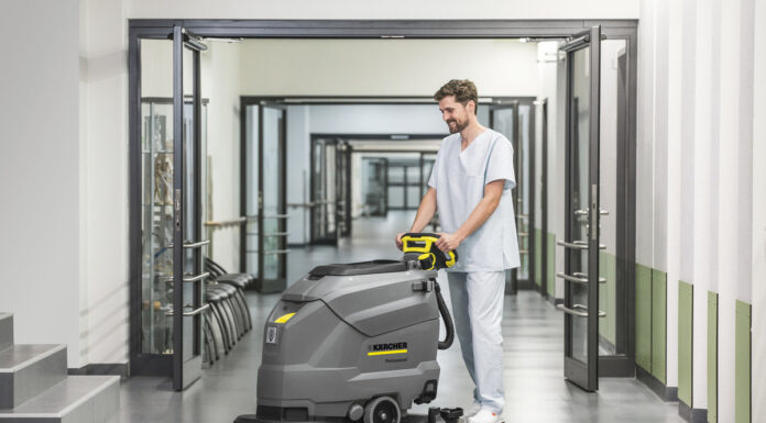 Машины для мытья помещений на производстве