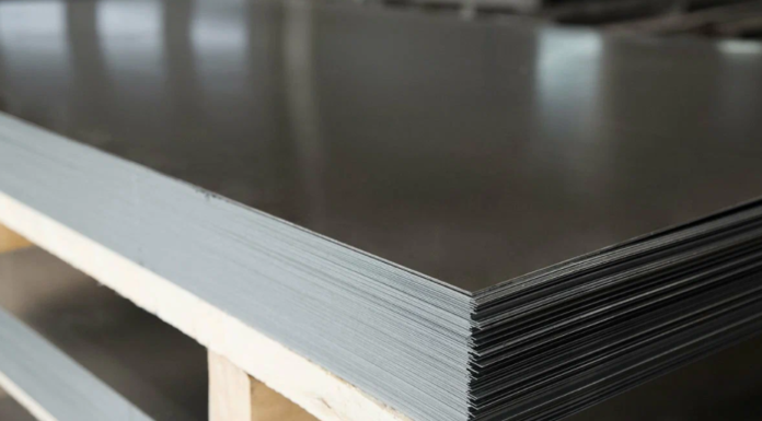 Приобретение разного рода листовой стали и проката от компании МеталлтБро