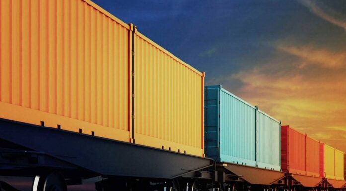 Как перевозить крупную мебель, посылки и многое другое: как это работает, типы контейнеров