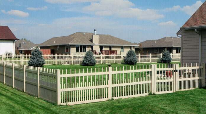 Как выбрать забор для своего дома или дачного участка?