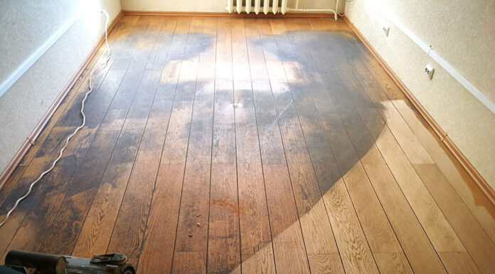 Почему вам стоит заказать циклевку паркета?