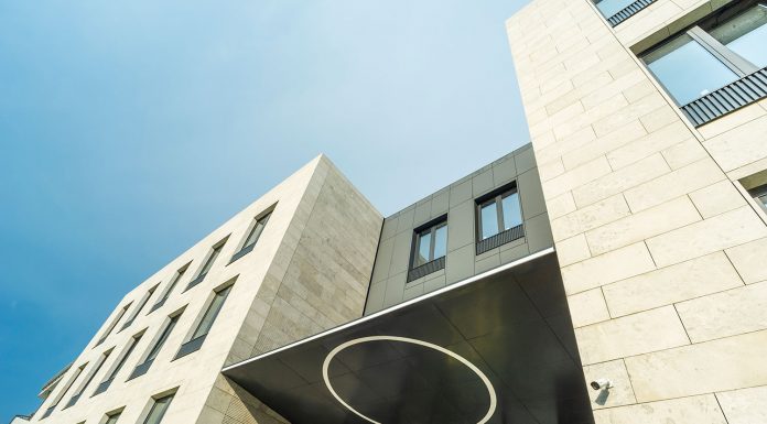 Jet-Stone — поставка натурального камня для облицовки зданий