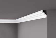 Какие бывают потолочные плинтусы: советы по выбору