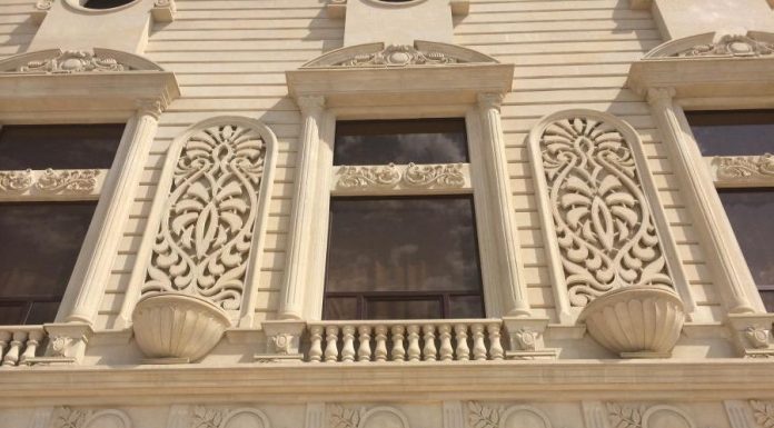 Лепной декор фасада из стеклофибробетона