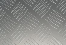 Рифлёный алюминиевый лист – где применяется данный материал?