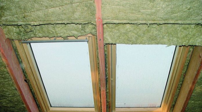 Утепление мансардных окон: необходимость или роскошь?