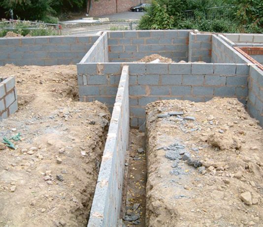 Щелевой фундамент: что это такое, где используется