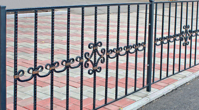 Решетки и ограждения: виды, безопасность участка