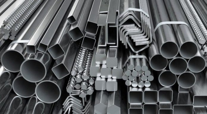 Металлические конструкции: уголки, трубы, арматура