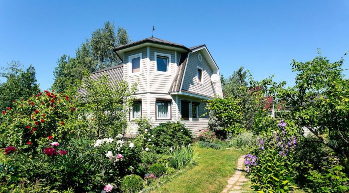 Как правильно выбрать загородный дом для покупки?