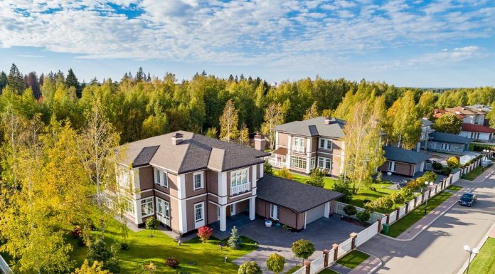 Коттеджные поселки: что это, чем отличаются обычных