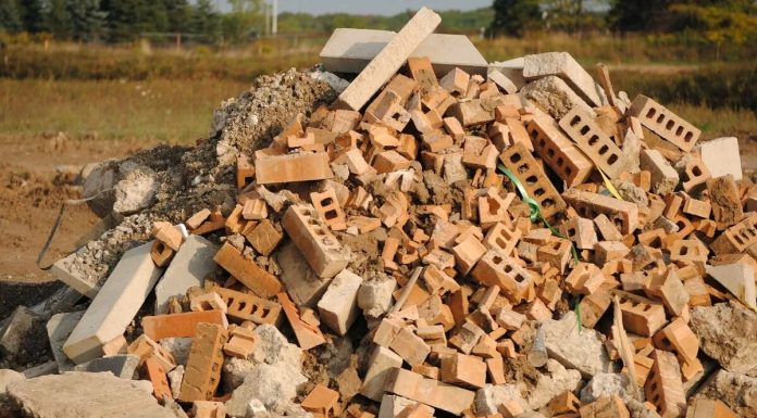 Вывоз строительного мусора: как сделать правильно