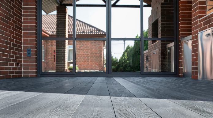 Террасная доска ДПК: Универсальное решение для вашего участка