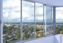 Алюминиевое остекление балкона: плюсы, виды и установка