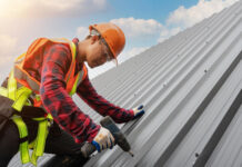 Роль кровельных сэндвич-панелей в улучшении энергоэффективности зданий