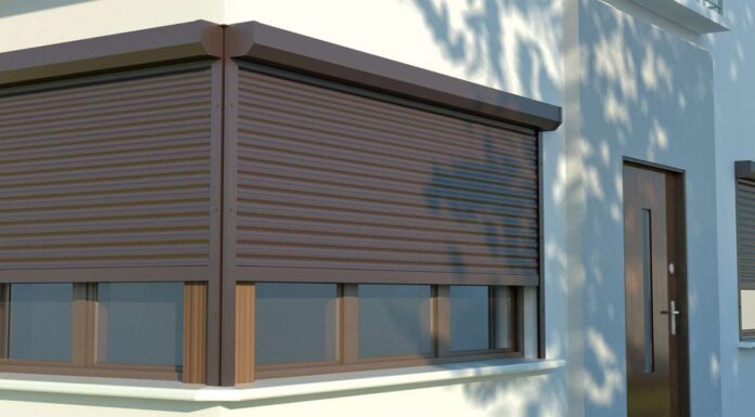 5 плюсов металлических рольставней для окон