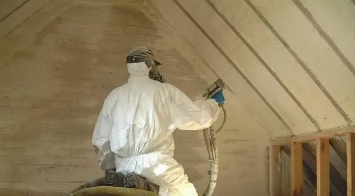 Утепление пеной ППУ: эффективное решение для разных объектов