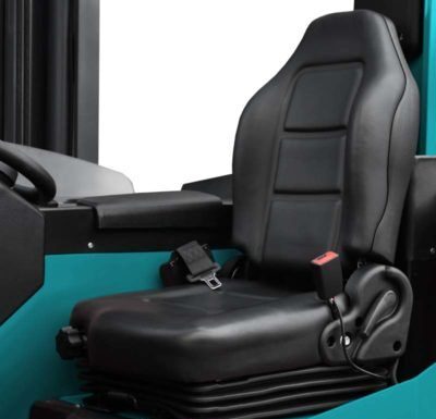 Автоматизация склада ричтраками: упрощения процесса перемещения