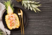 Салат с курицей, ананасами и сыром: рецепт с пошаговым приготовлением